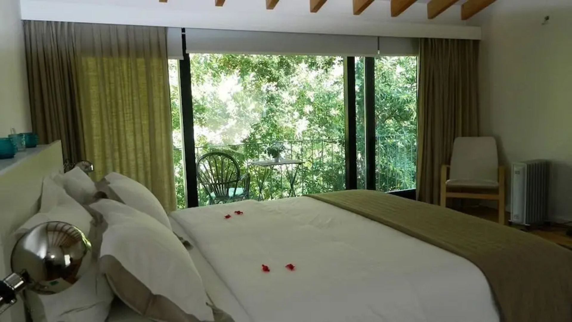 Self Catering Quinta Lamosa - Responsible Tourism for 2 People