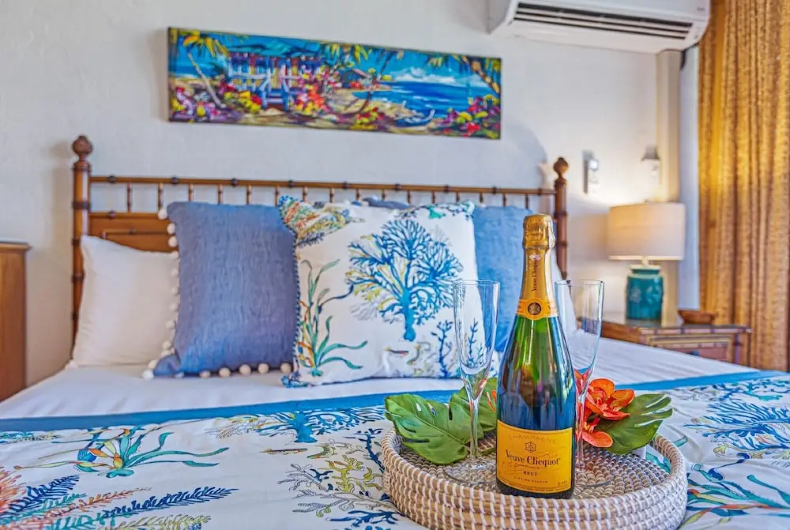 Papakea Oceanview Studio 0 Bedroom Condo by RedAwning