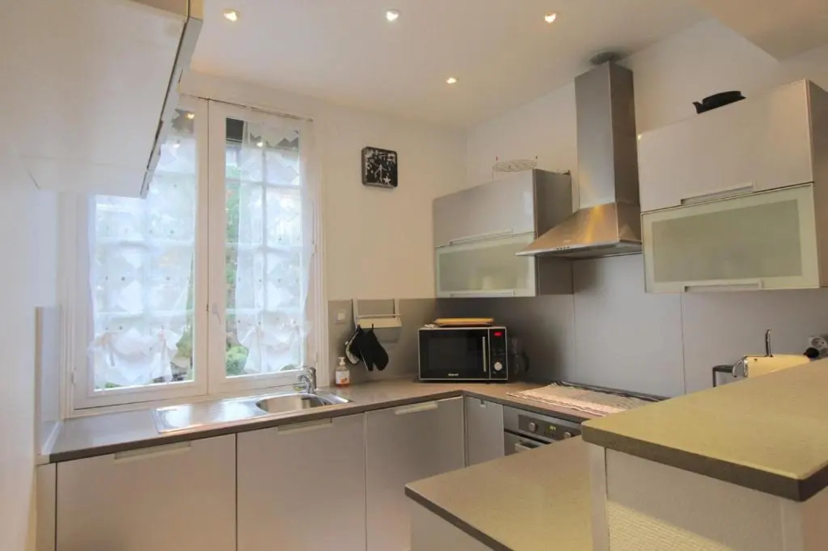 LE ROYAL (3 pièces au centre de DEAUVILLE)