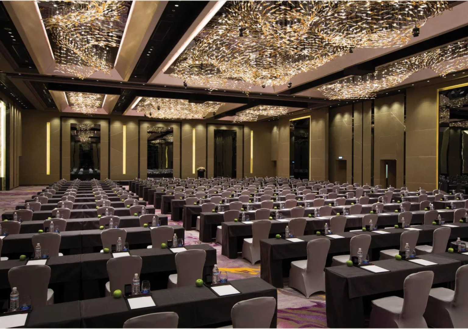 Crowne Plaza Hong Kong Kowloon East by IHG