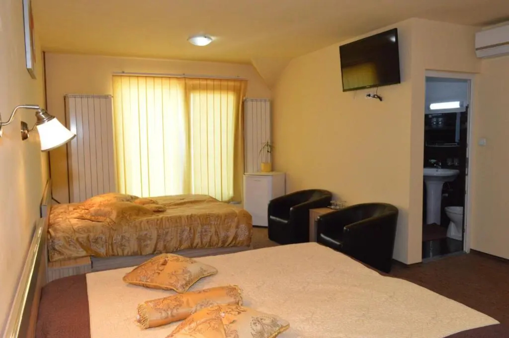 Pensiunea Beverly Hills