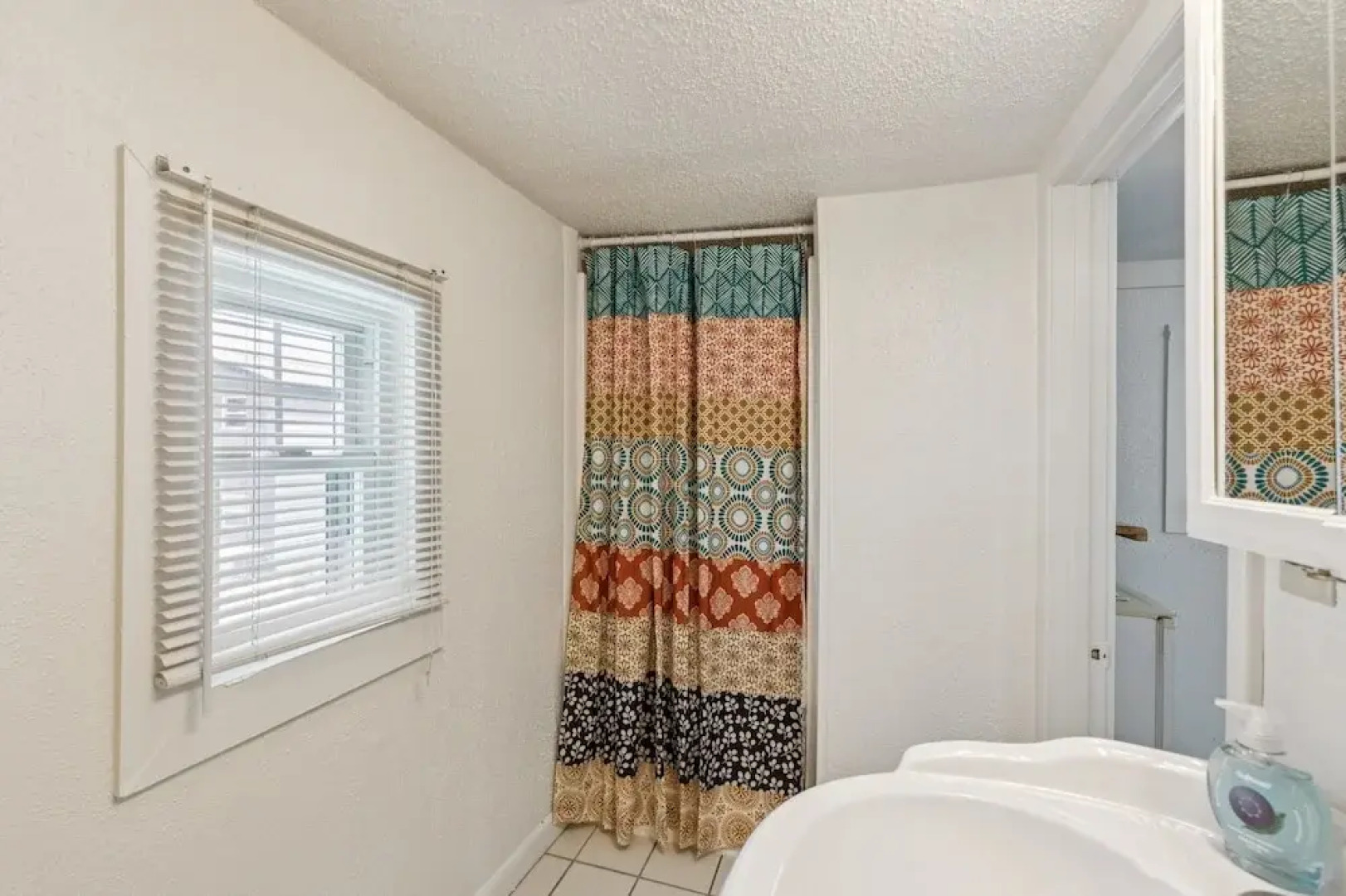 Dave's Last Resort - Poolside Cabin 4 1 Bedroom Hotel Room