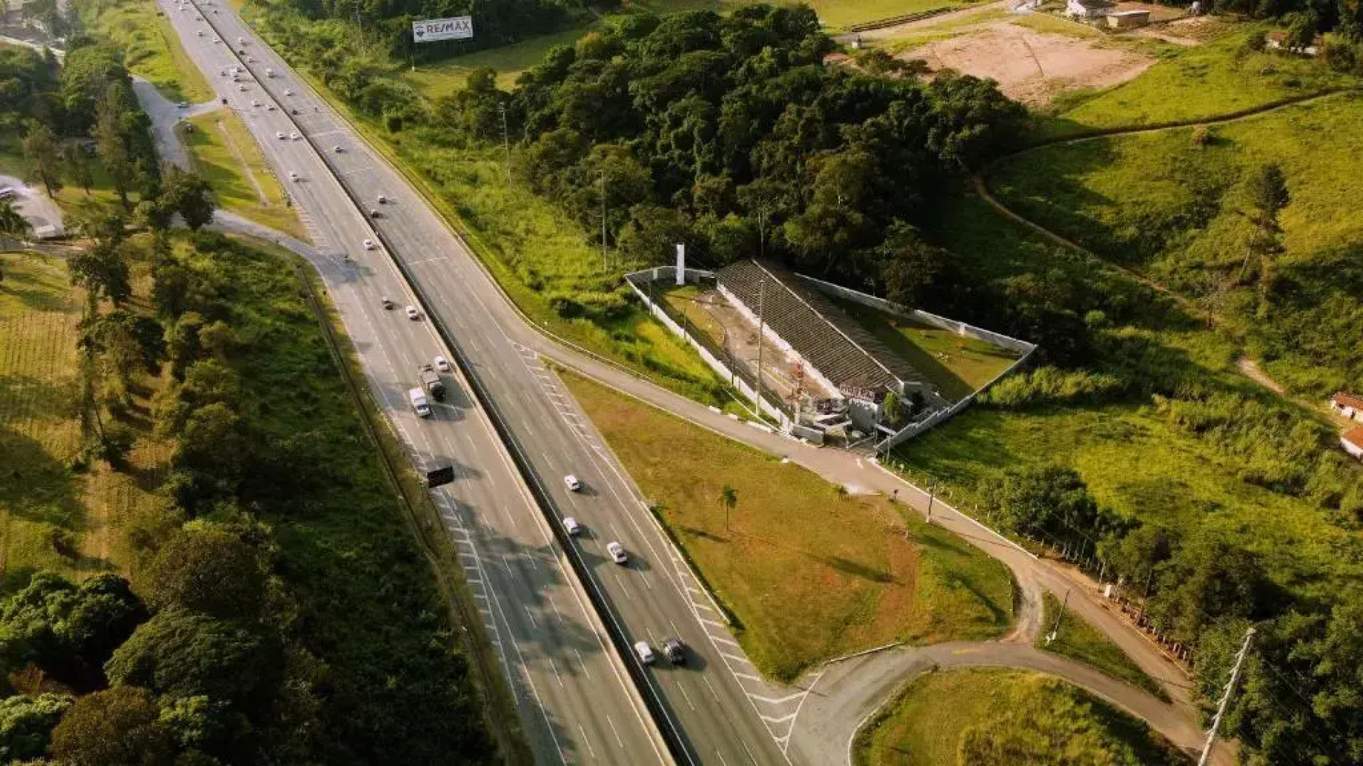 Sp Jundiaí Hotel - Easy Access To Hopi Hari