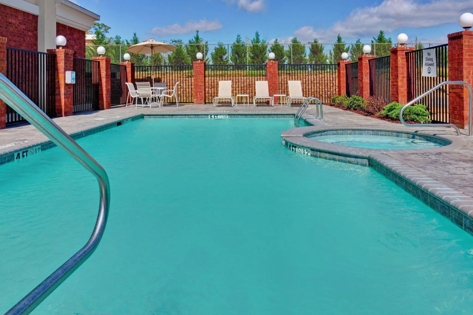 Holiday Inn Express McComb by IHG