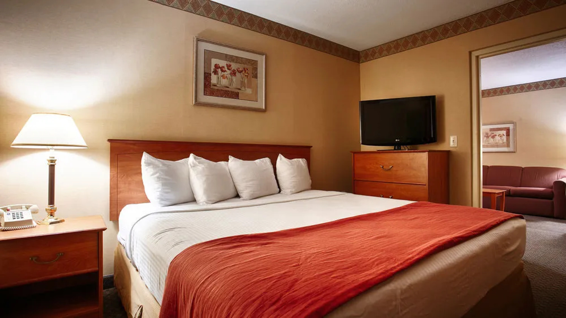 The Falls Inn & Suites / Bigwood Event Center