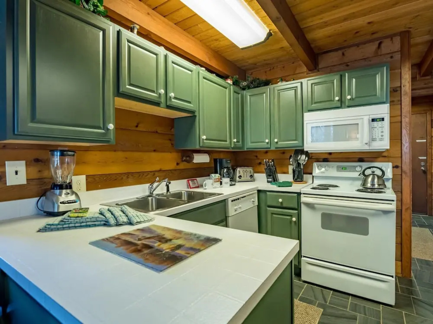 2br+: Powder Monkey 4