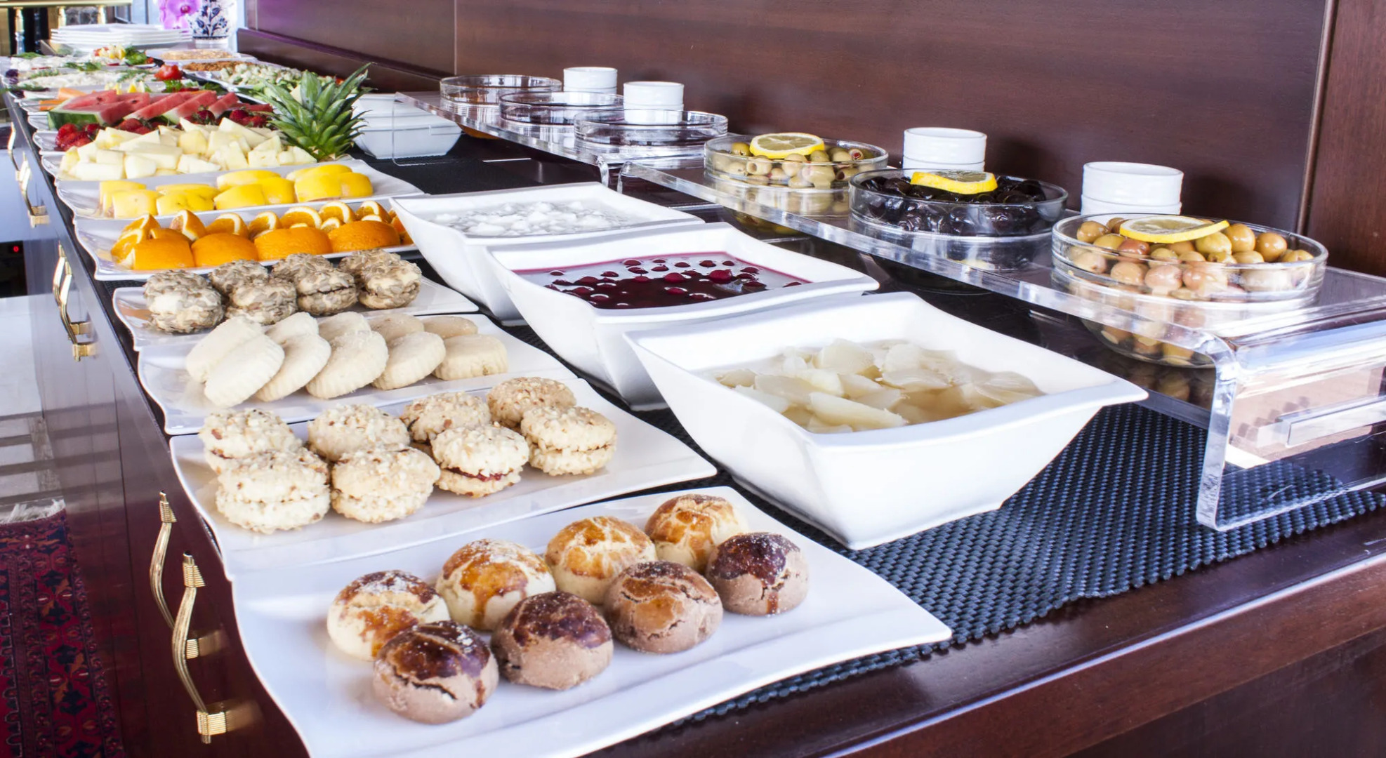 The Magnaura Palace Hotel