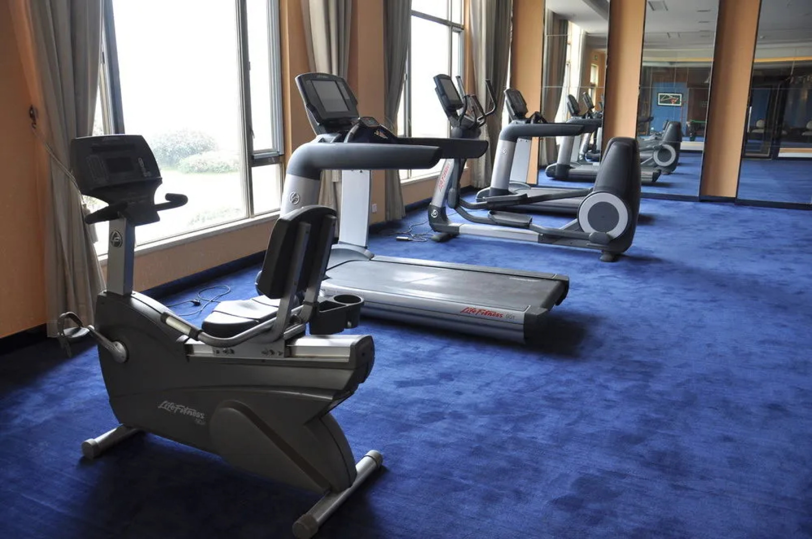 Country Garden Hill Lake Phoenix Hotel