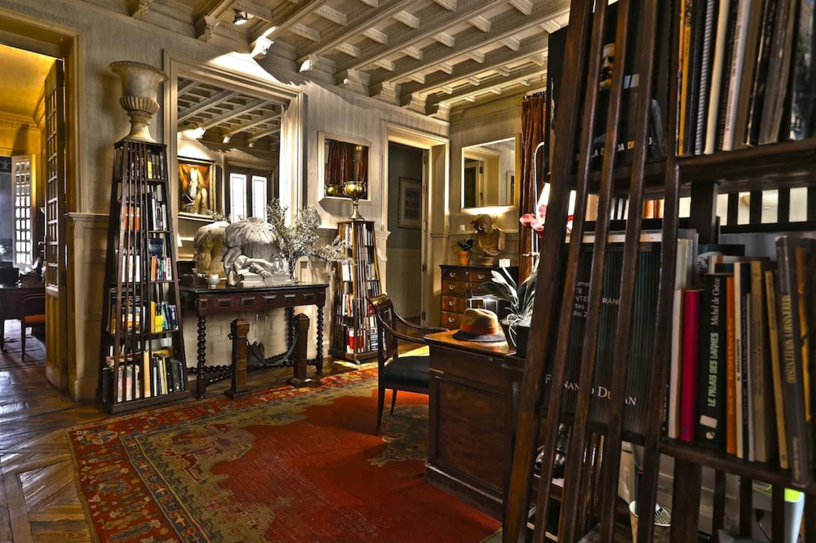 Escala Ópera - Adults Only