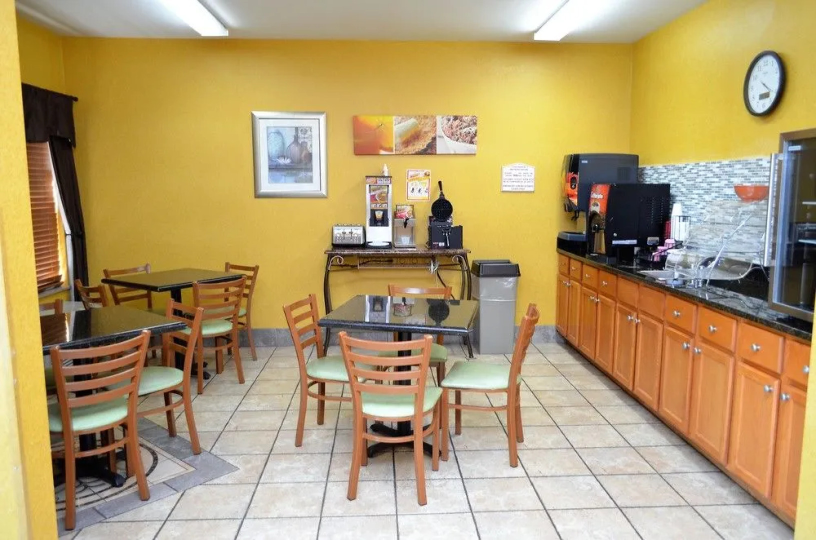 Home Town Inn Ringgold