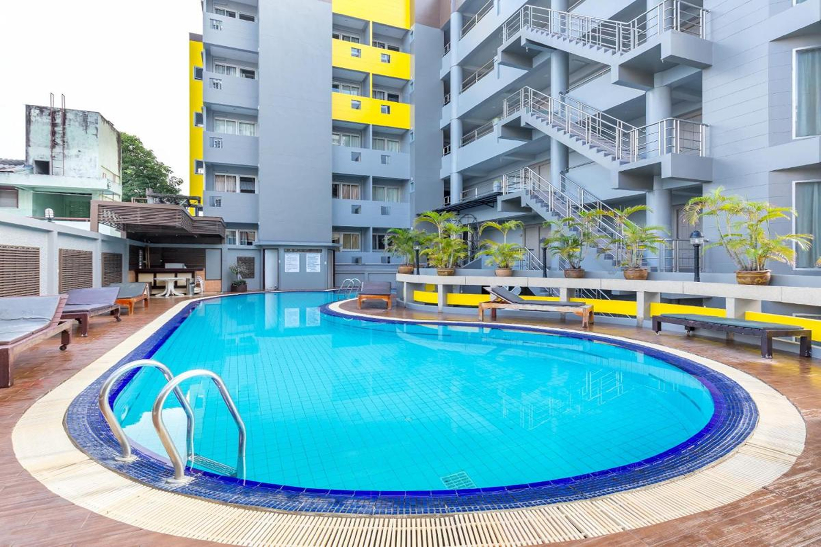 Отель Eastiny Inn