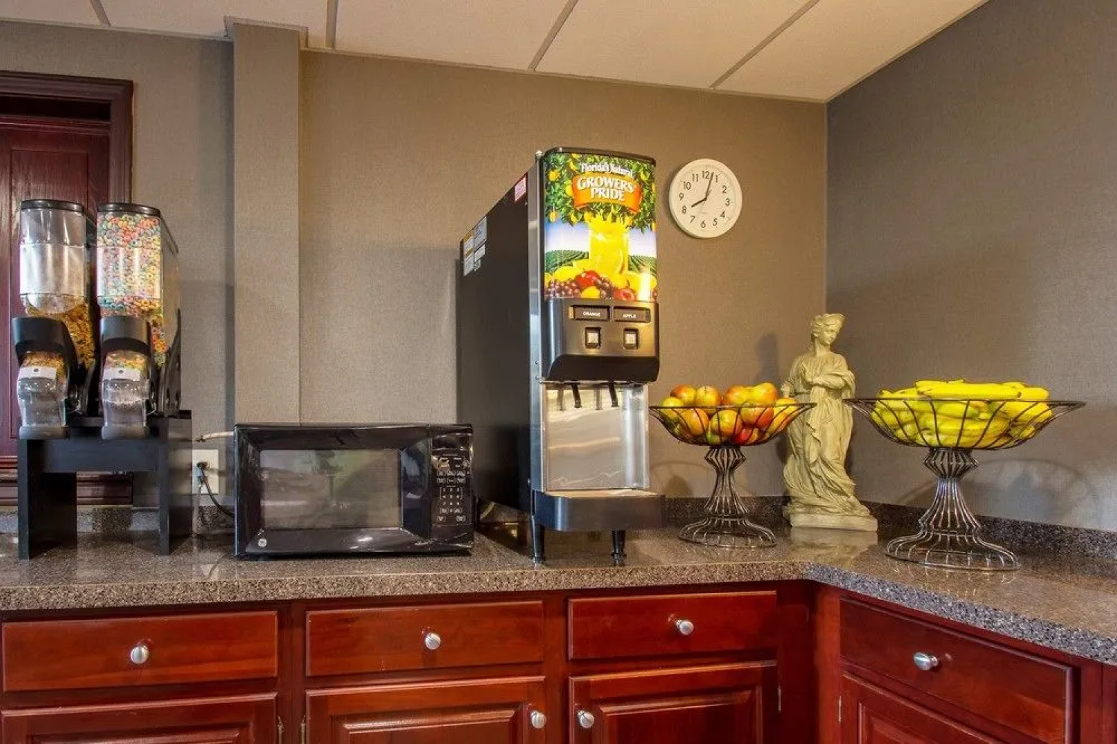 Travelodge Batavia Darien Lake Theme Park