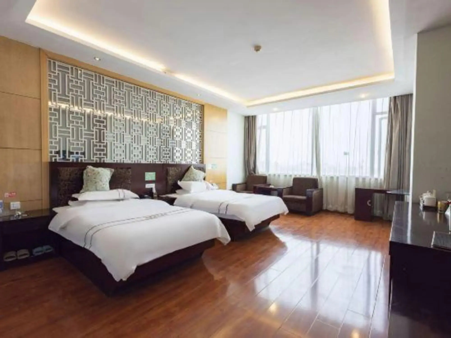 Golden Harbor Hotel
