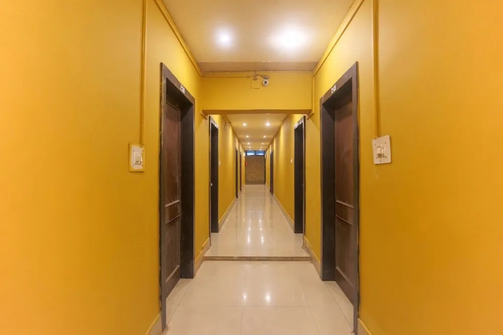 OYO 48884 Hotel Trishakti