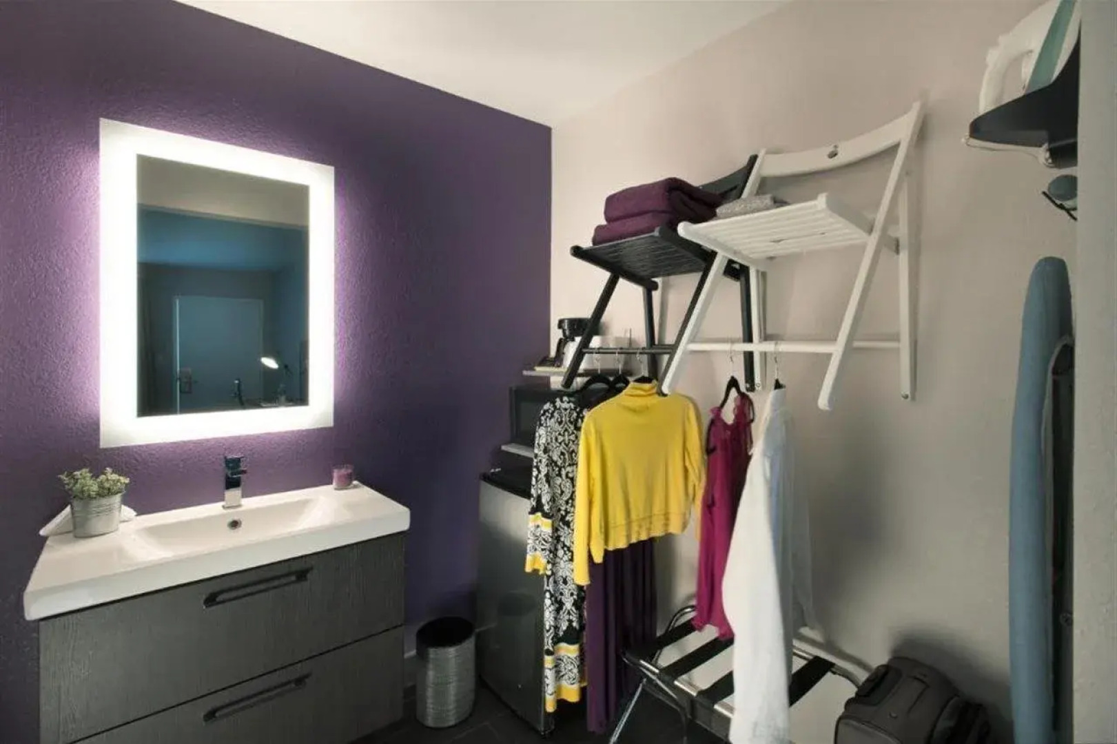 Hotel Iris - San Diego