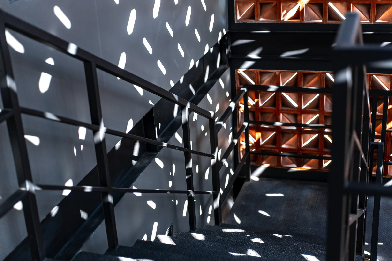 LOA Living Solo Baru