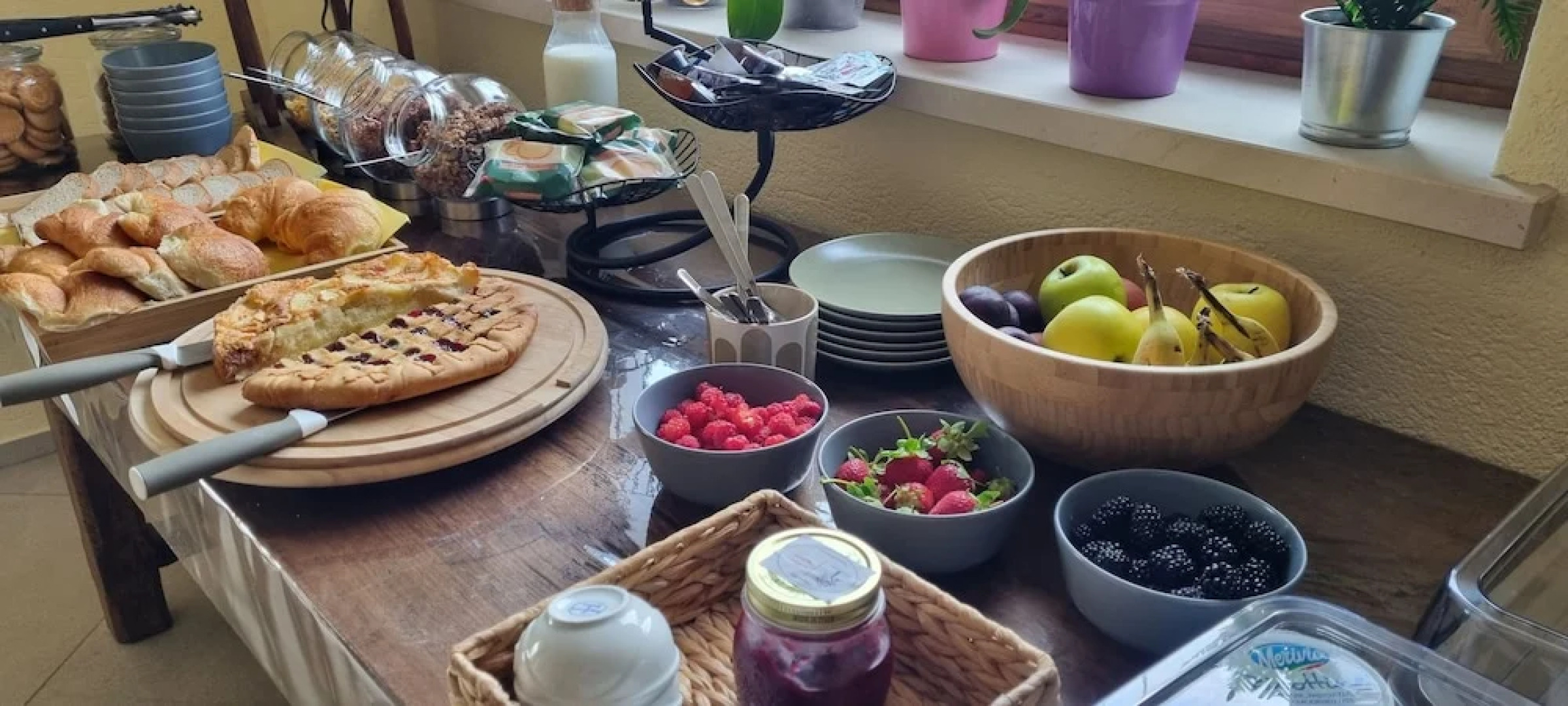 Lo Noyer Et Les Roses