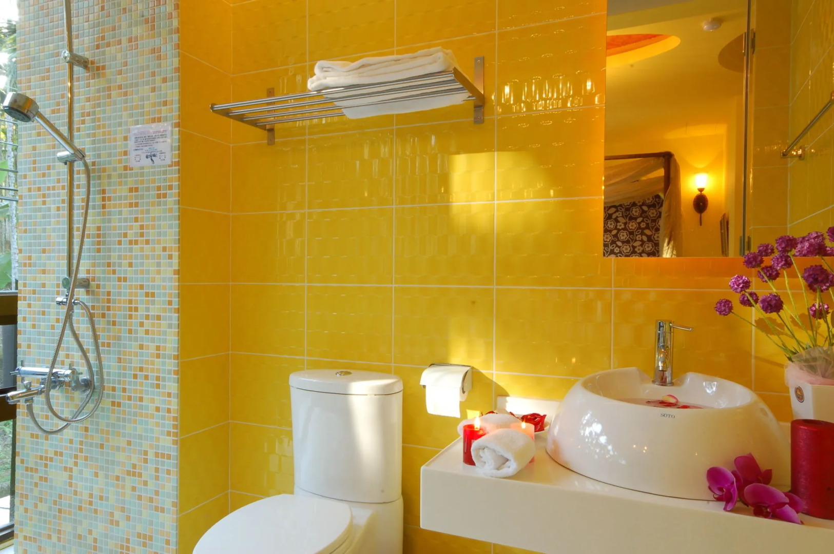 Full House Bed and Breakfast