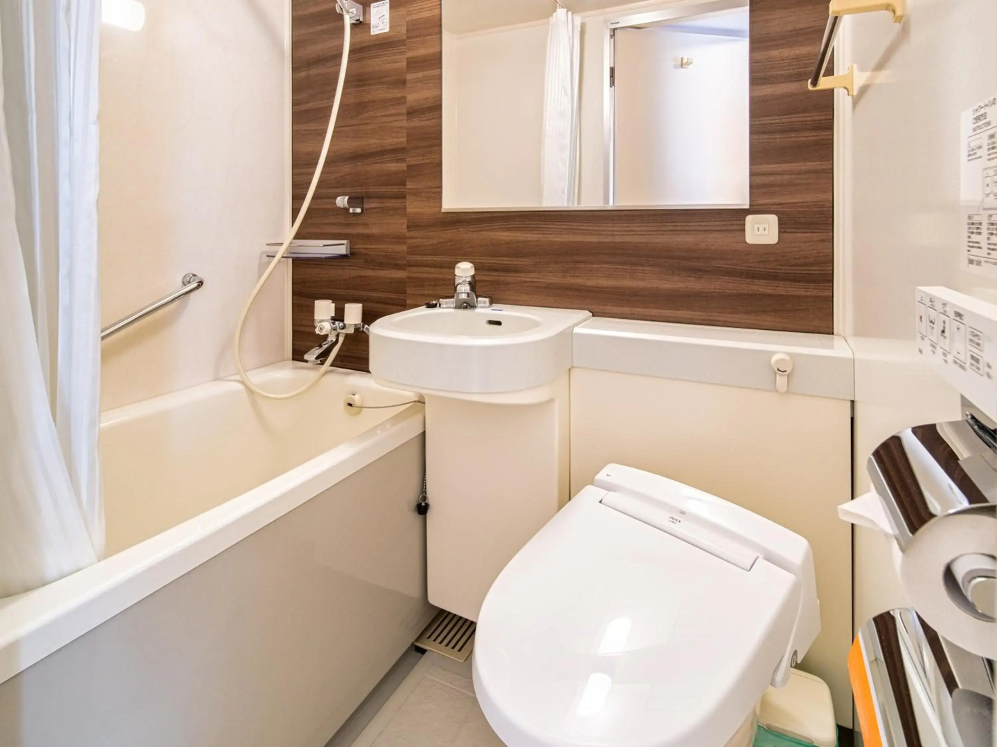 APA Hotel Niigata Tsubamesanjo Ekimae