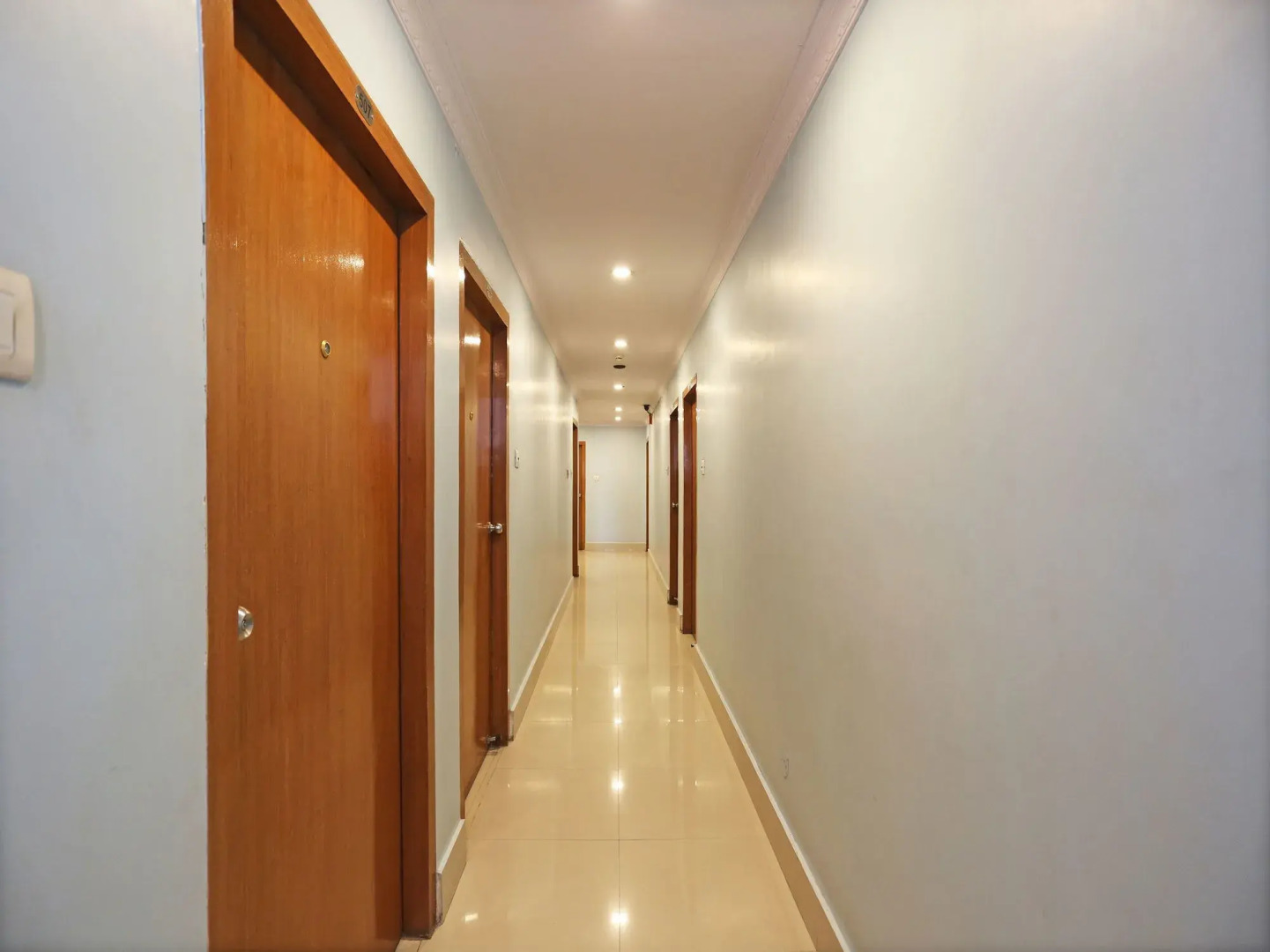 Hotel Harisons Continental