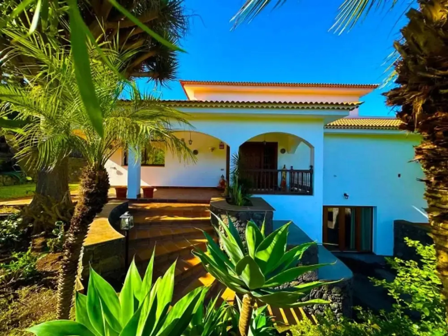 Villa in La Orotava 7 Bedrooms 1 bed 7 Baths