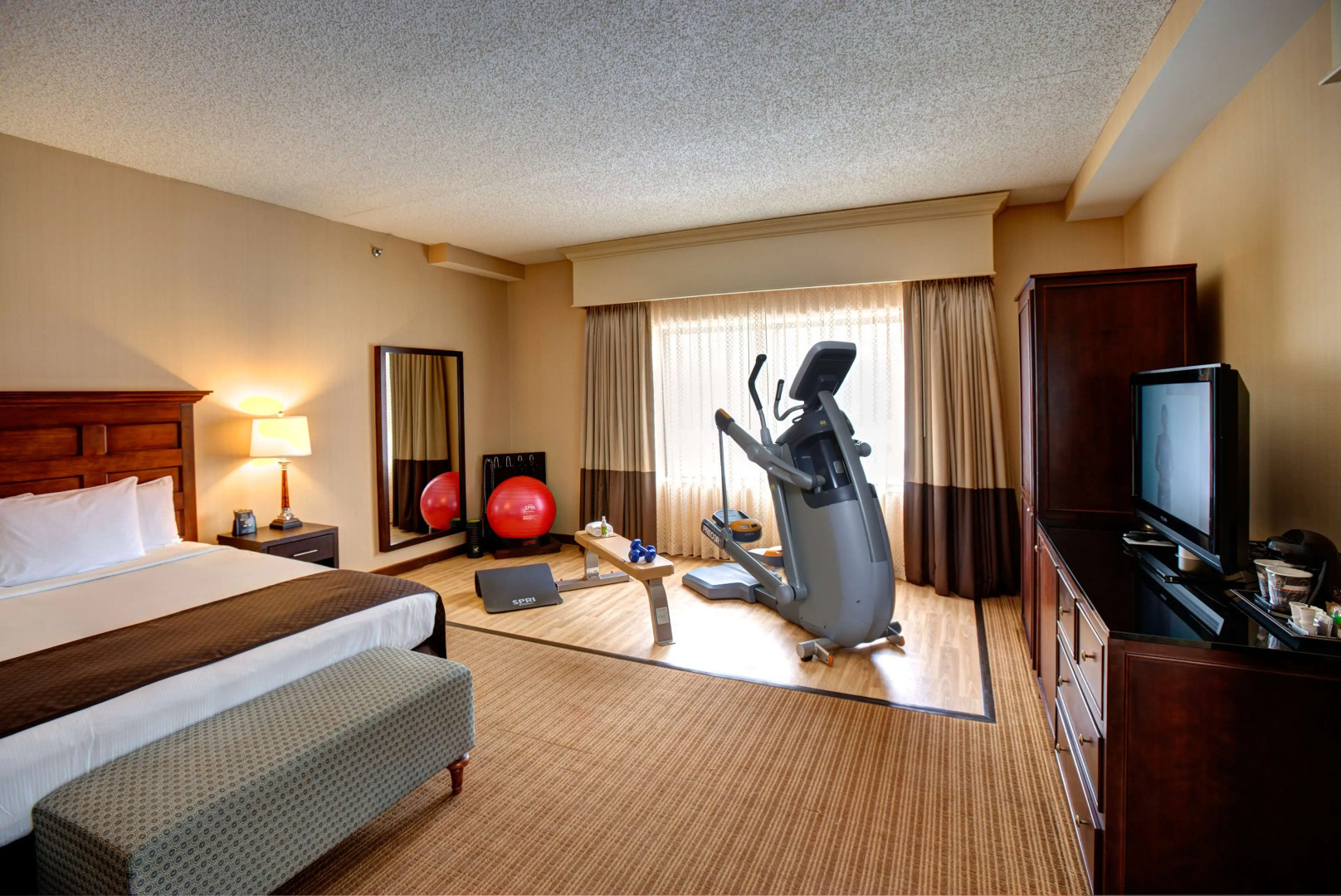 DoubleTree by Hilton Chicago O'Hare Airport - Rosemont