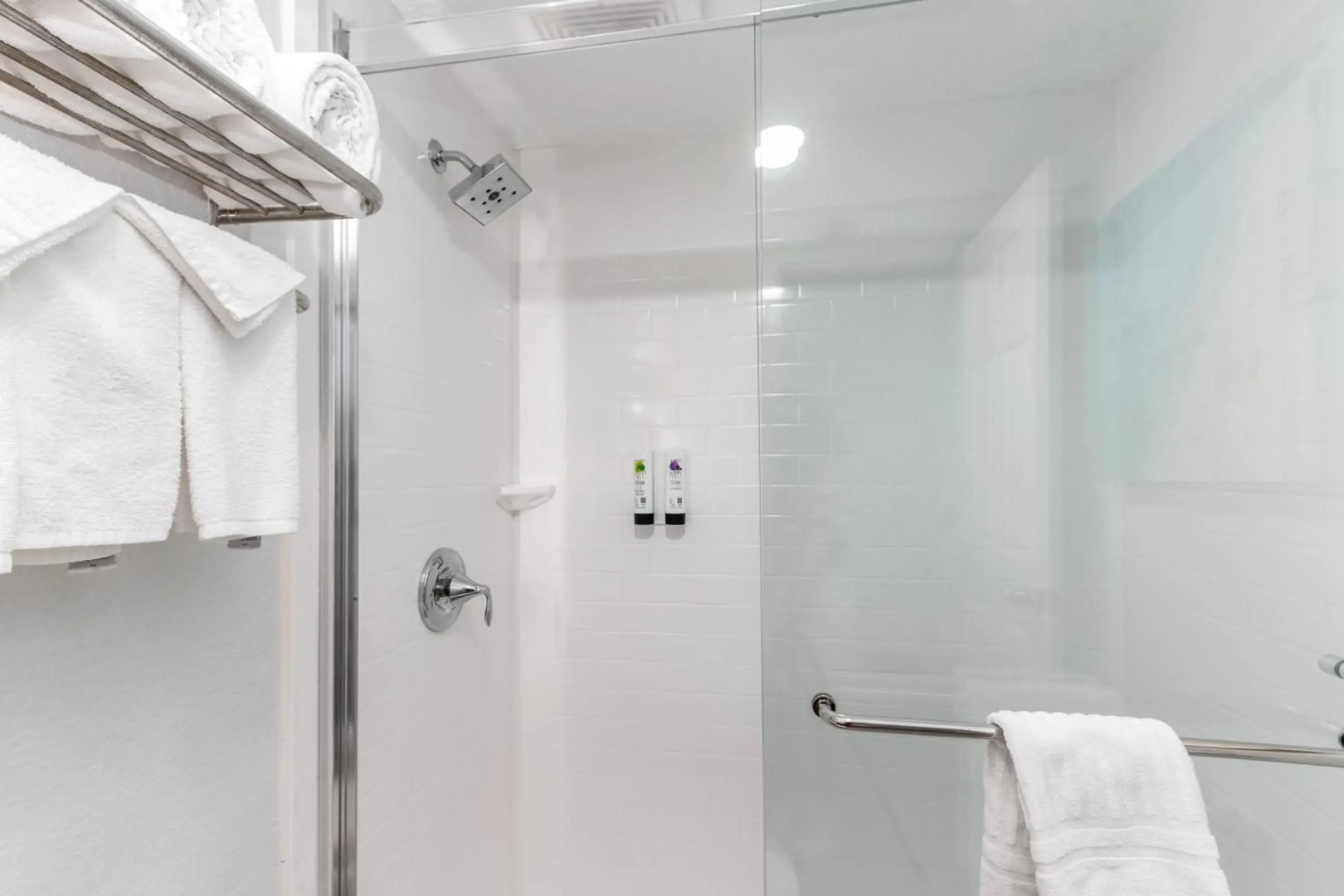 Dolphin Sands Clearwater Beach, an Ascend Collection Hotel