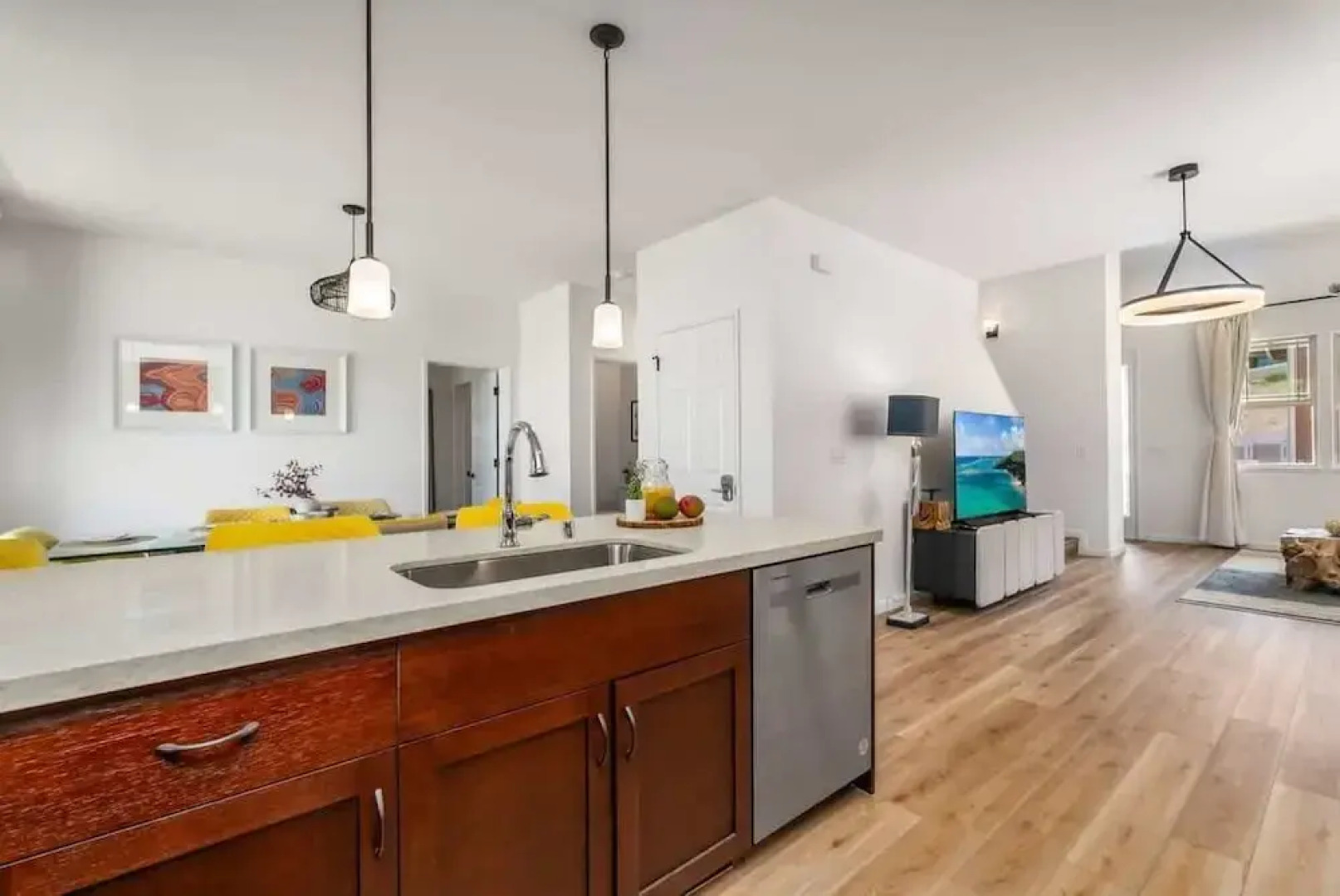 @ Marbella Lane - Stylish House + Impressive Views