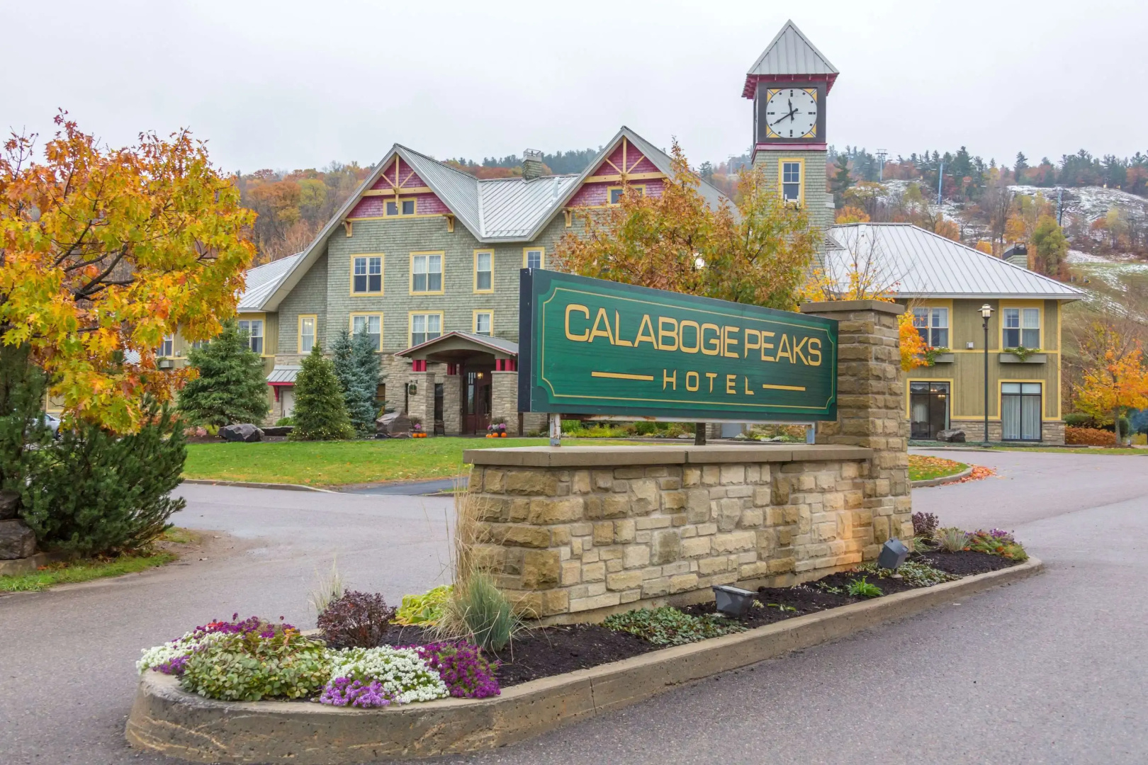 Calabogie Peaks Hotel, Ascend Hotel Collection