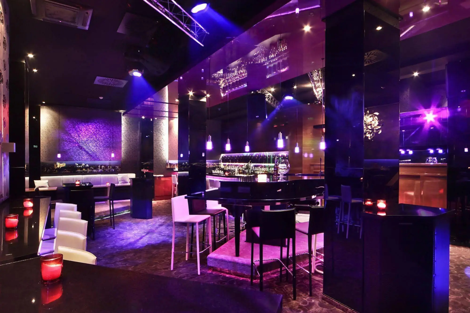 City Avenue Hotel by HMG