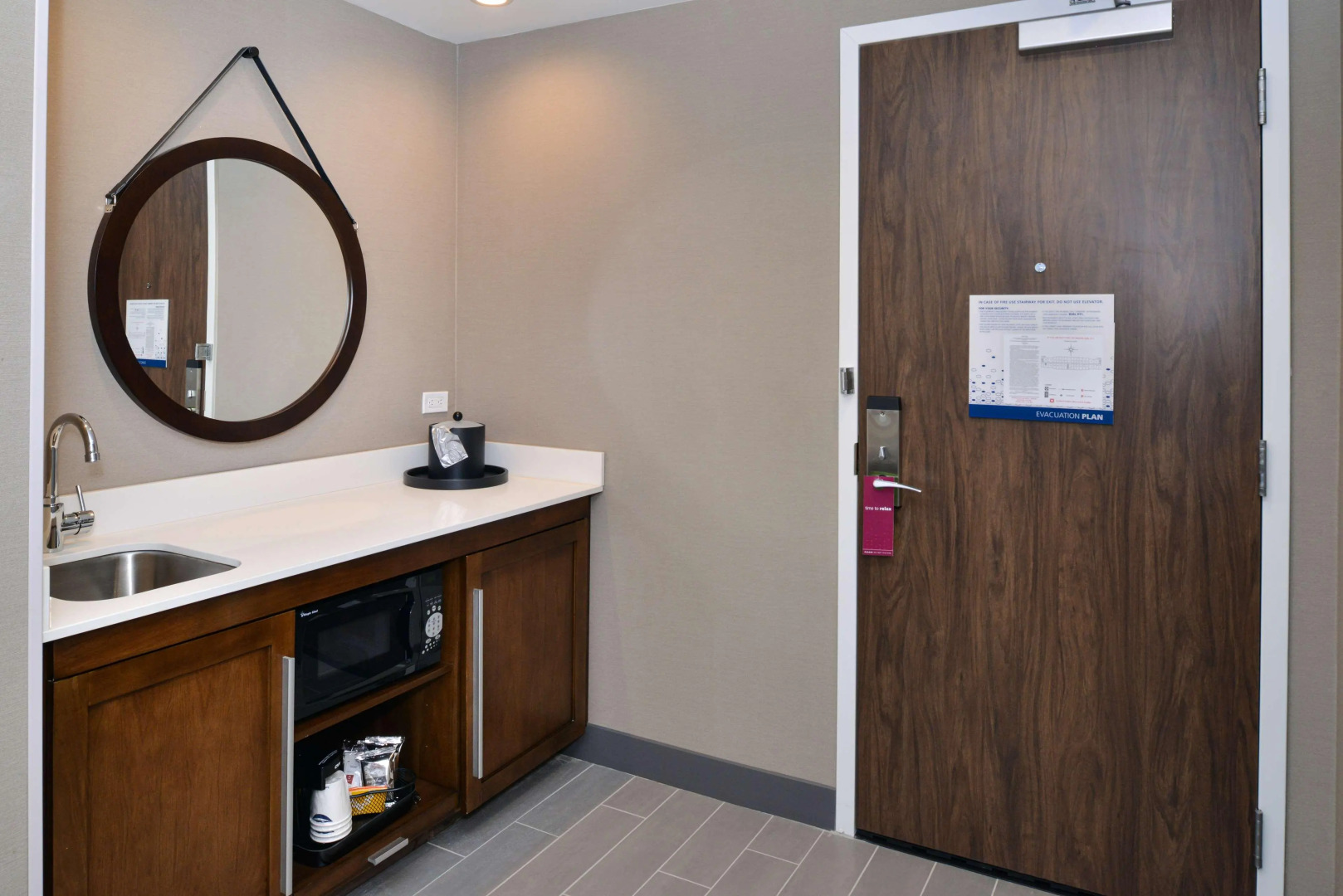 Hampton Inn & Suites Adrian