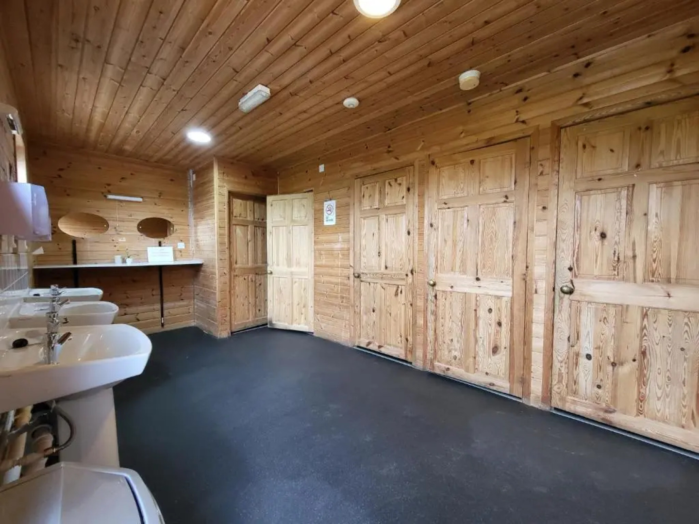 Rustic Pods Riverview Holiday Park