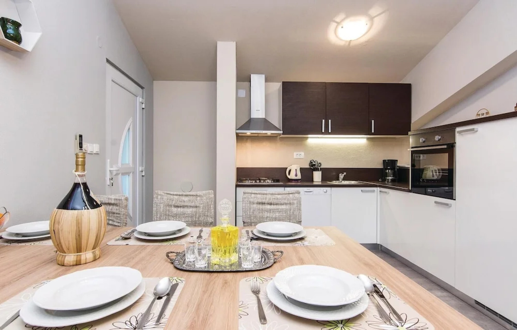 Stunning Home in Pakostane With 4 Bedrooms, Outdoor Swimming Pool and Wifi