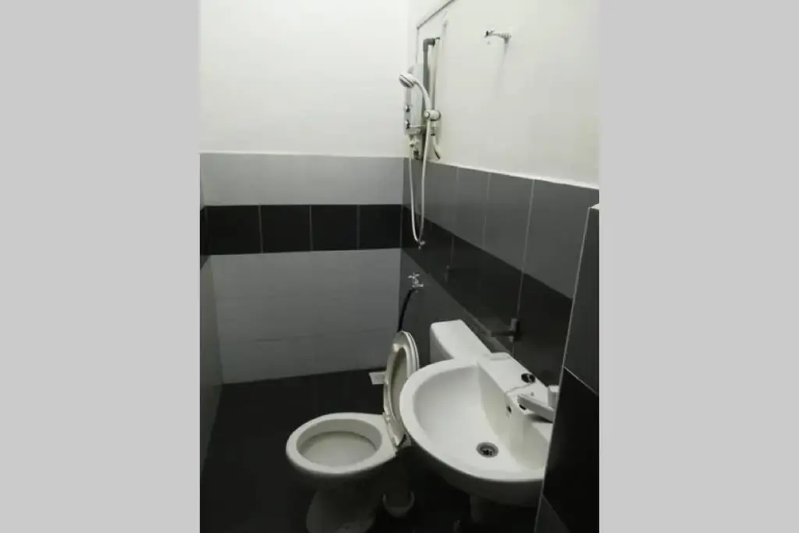 D Wangi Homestay Pasir Gudang at Ecotropic