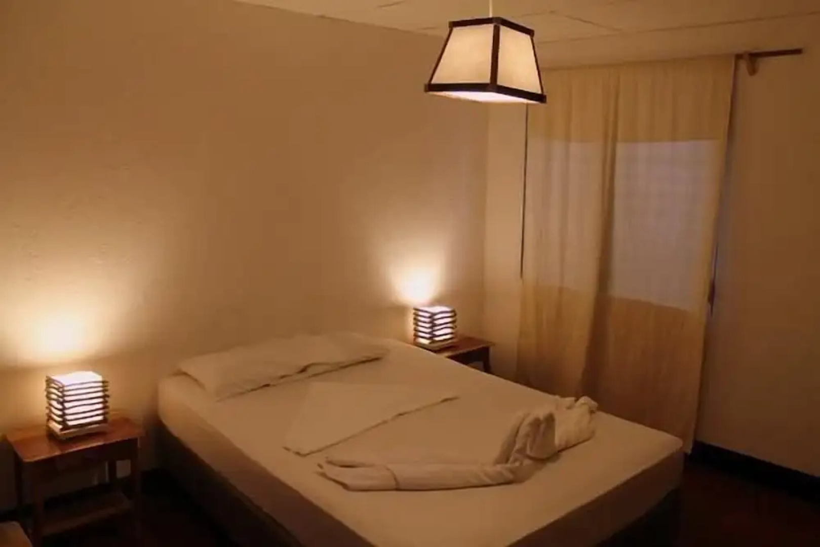 Hostal MALINCHE LEON