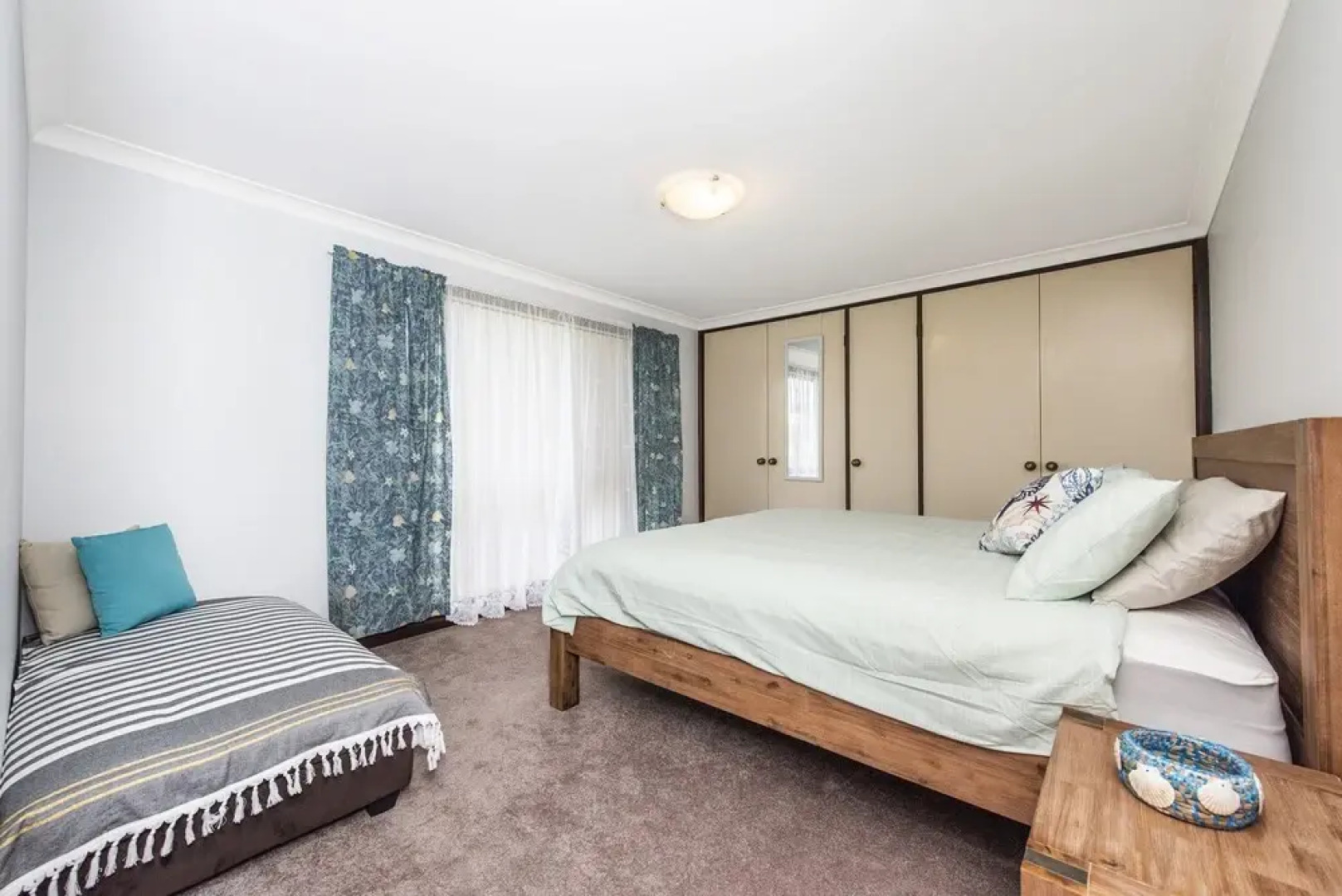 Sea-spray - Walking Distance to Ocean