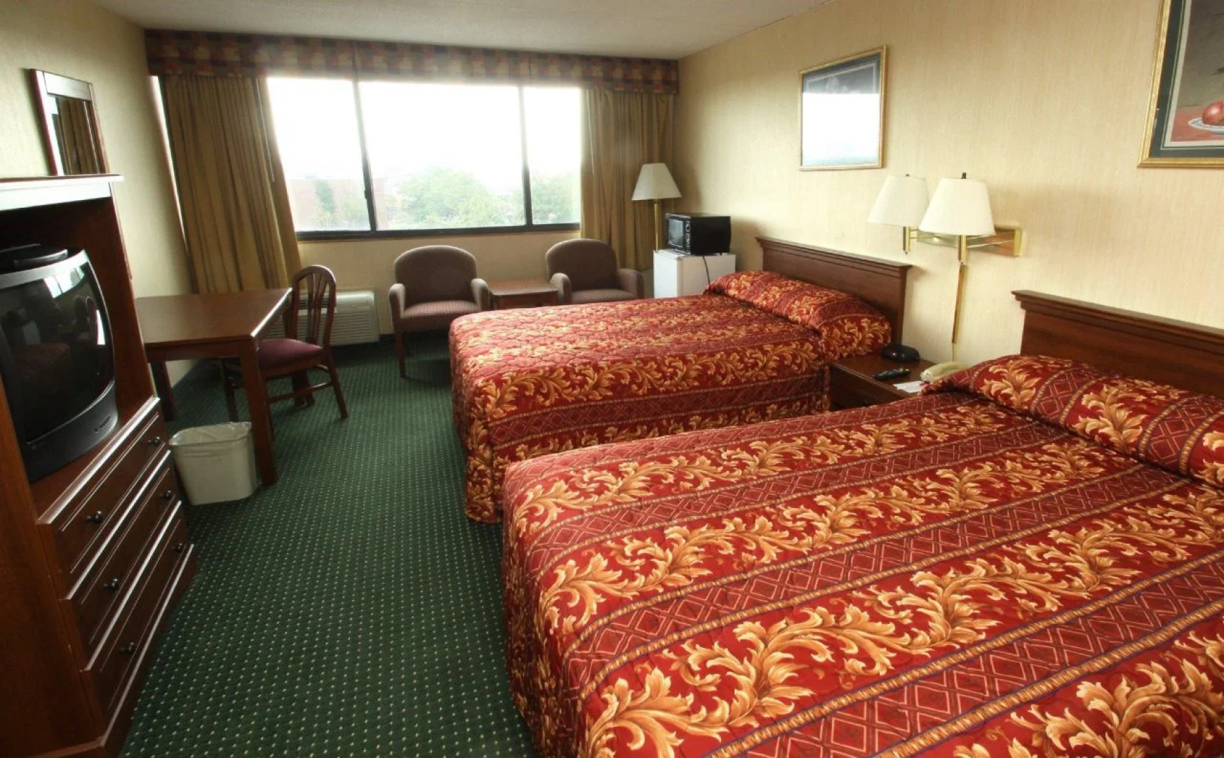 Stratford Hotel & Conference Center