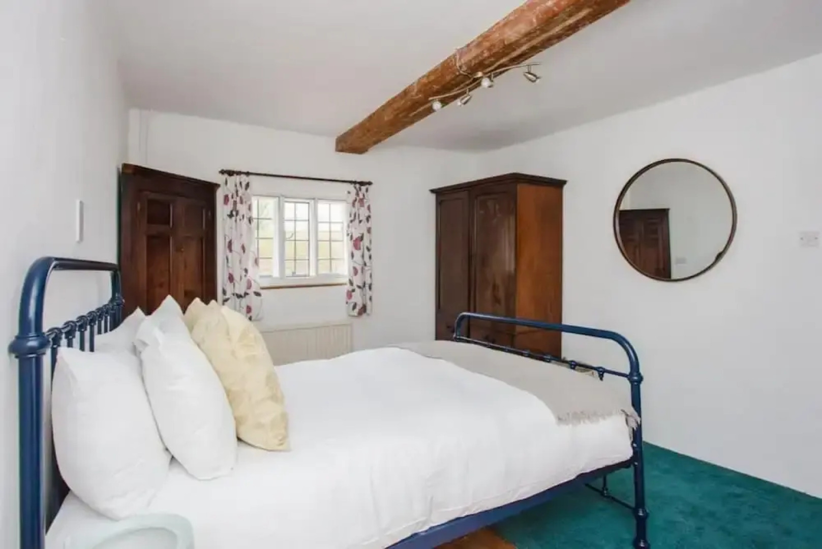 The Royal Retreat -elegant 7bdr With Garden