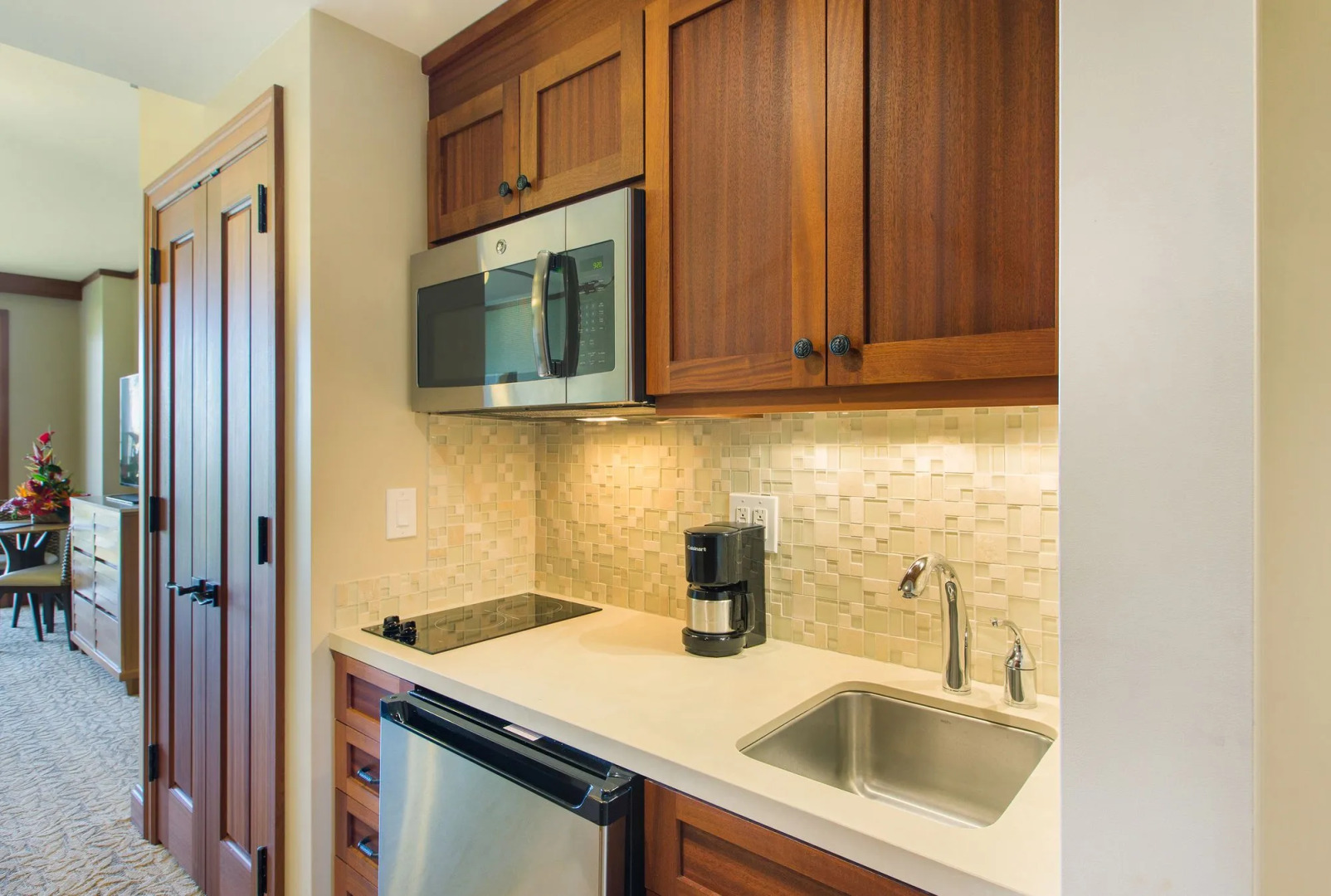 Koloa Landing Resort at Poipu, Autograph Collection