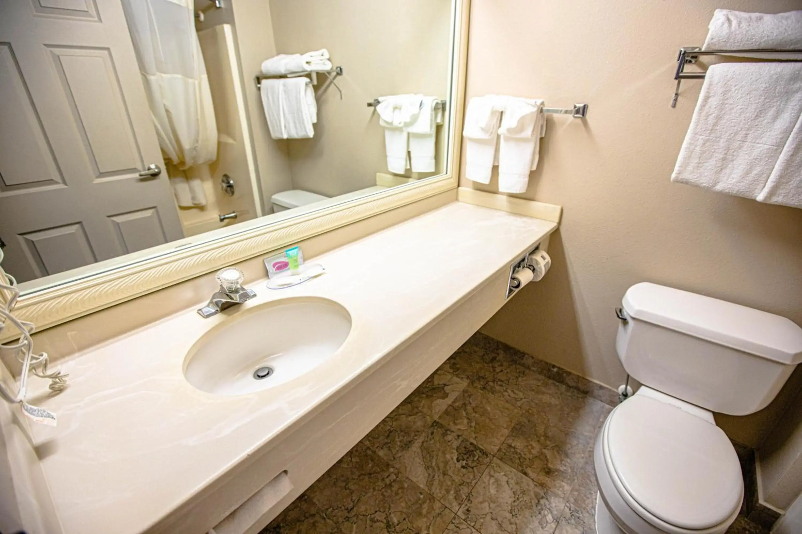 Ocean Paradise Hotel & Resort