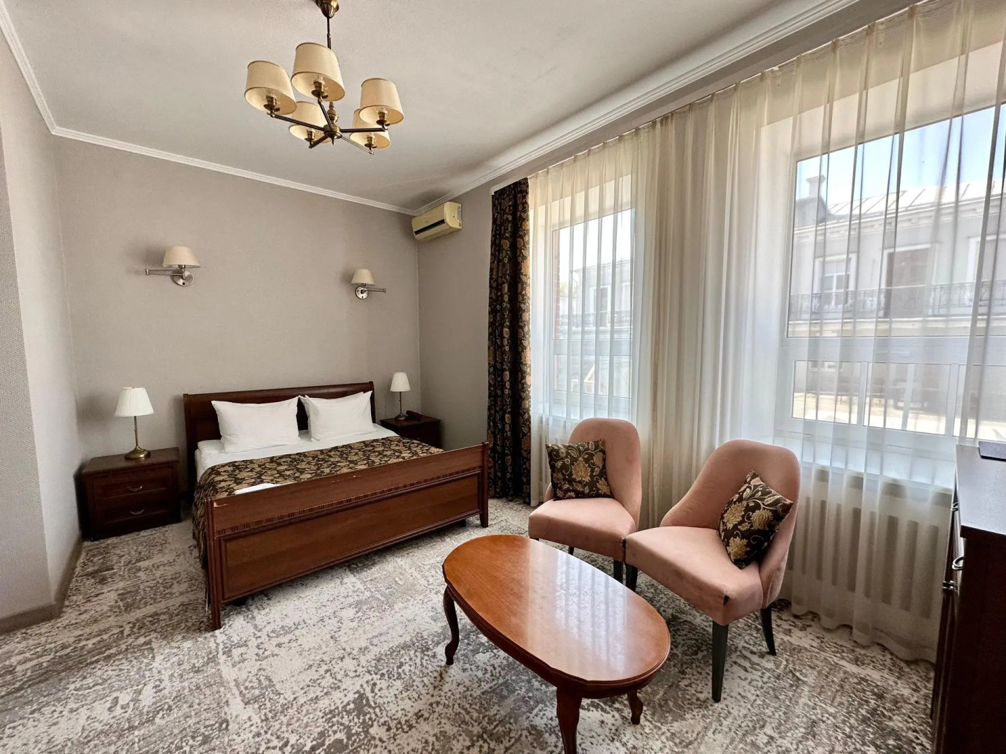 Отель Золотой Берег