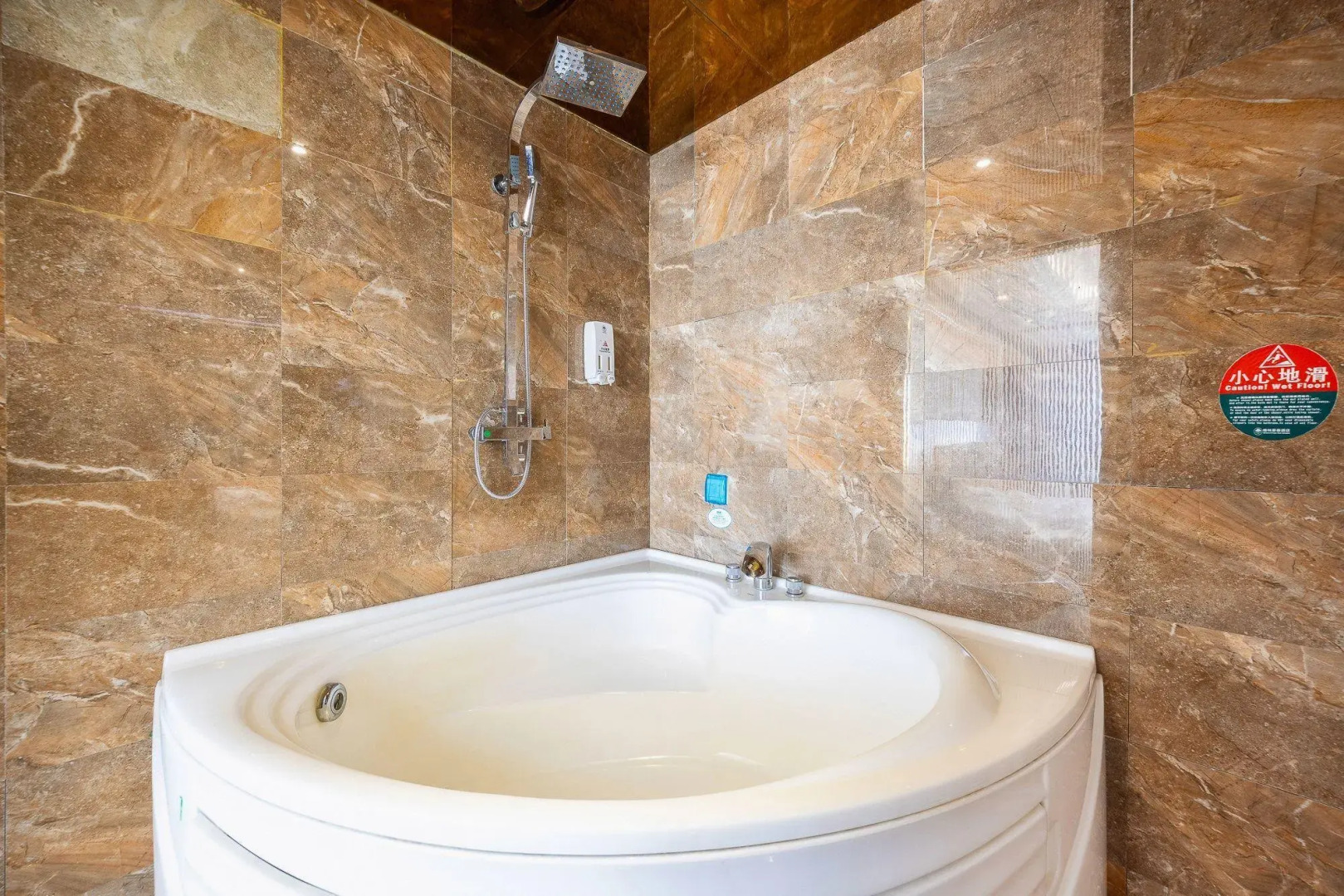 GreenTree (Wuwei Leitai Scenic Area)