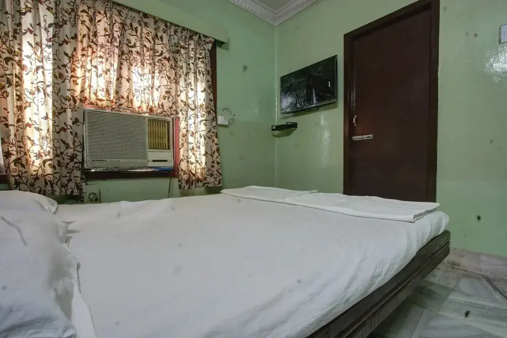 SPOT ON 43256 Hotel Anandha