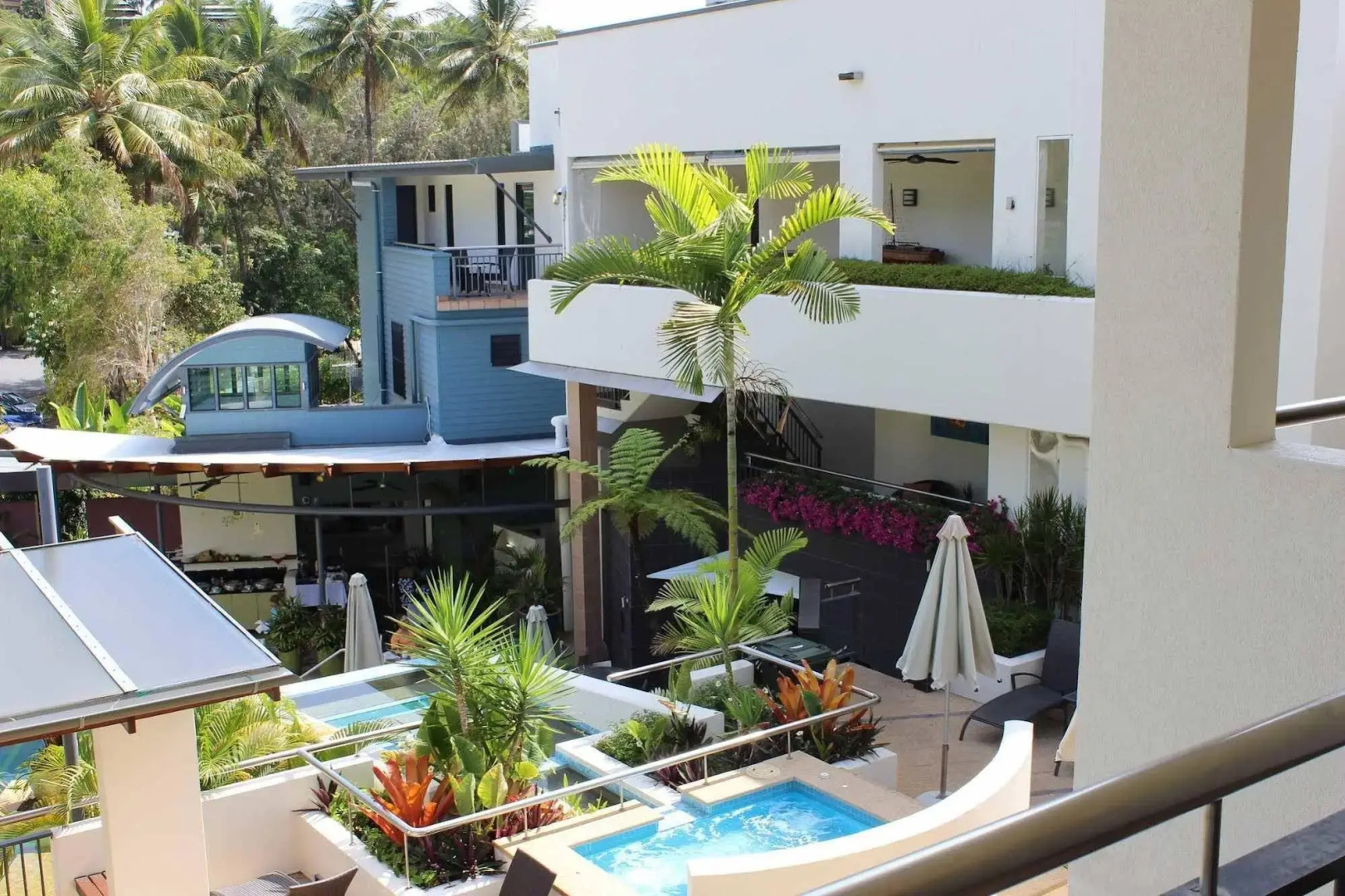 Seascape Holidays - Peninsula Apartments