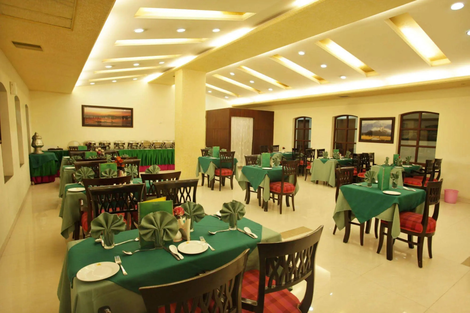 Hotel Grand Mumtaz Towers