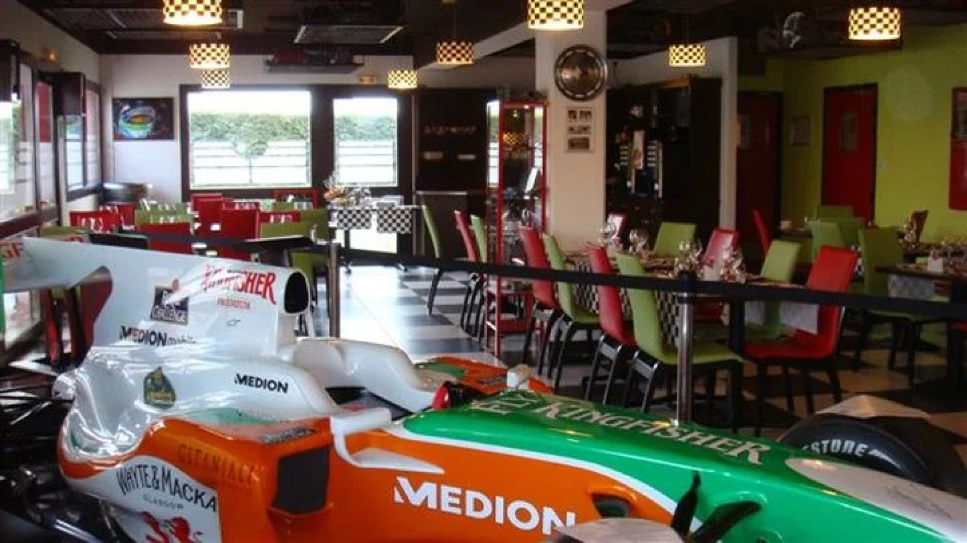 Kyriad Design Enzo Pont A Mousson