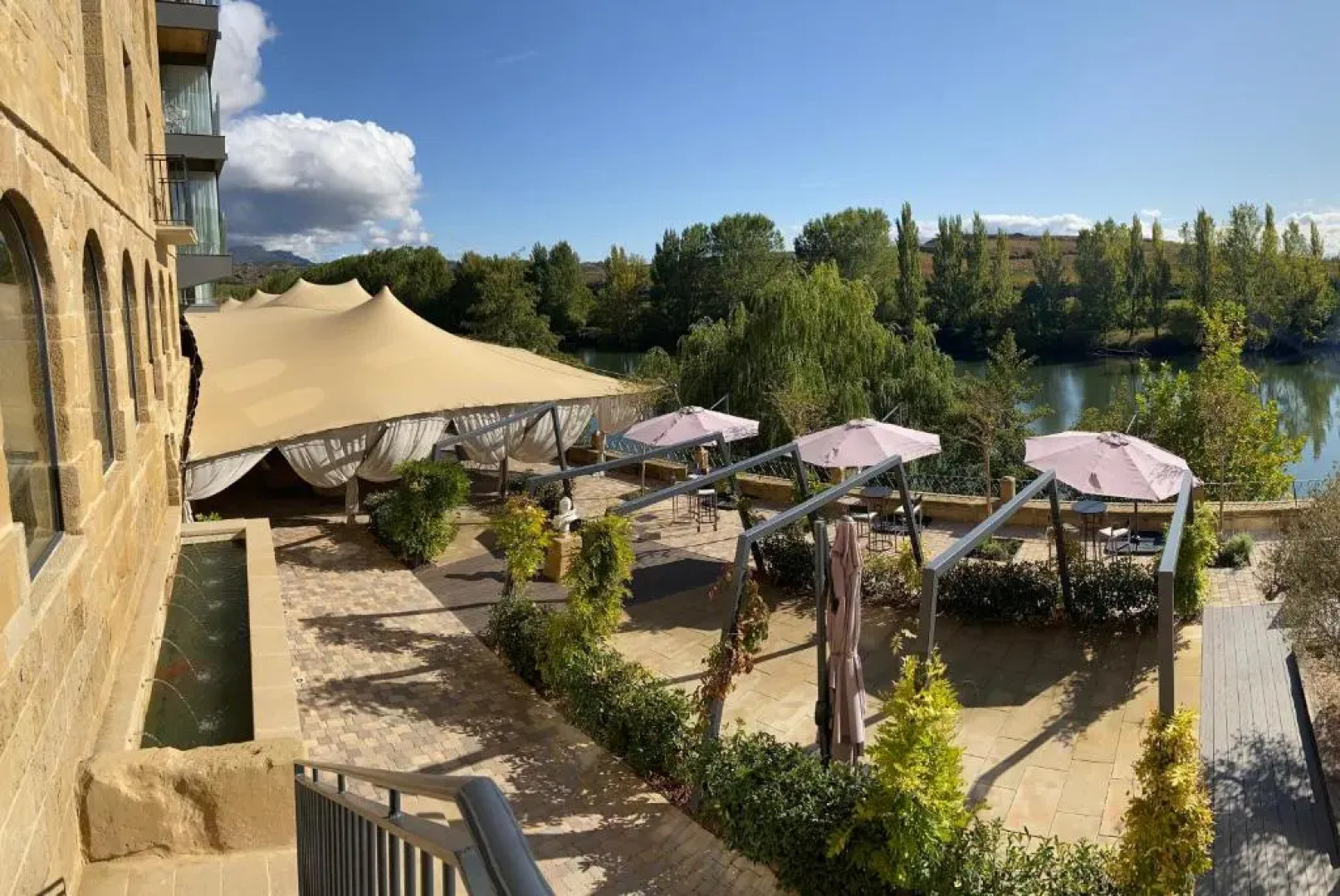 Palacio Tondon, La Rioja Brinas