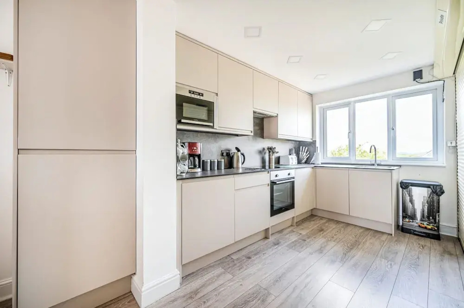 Family Beachfront House With 2 Kayaks Sleeps 10