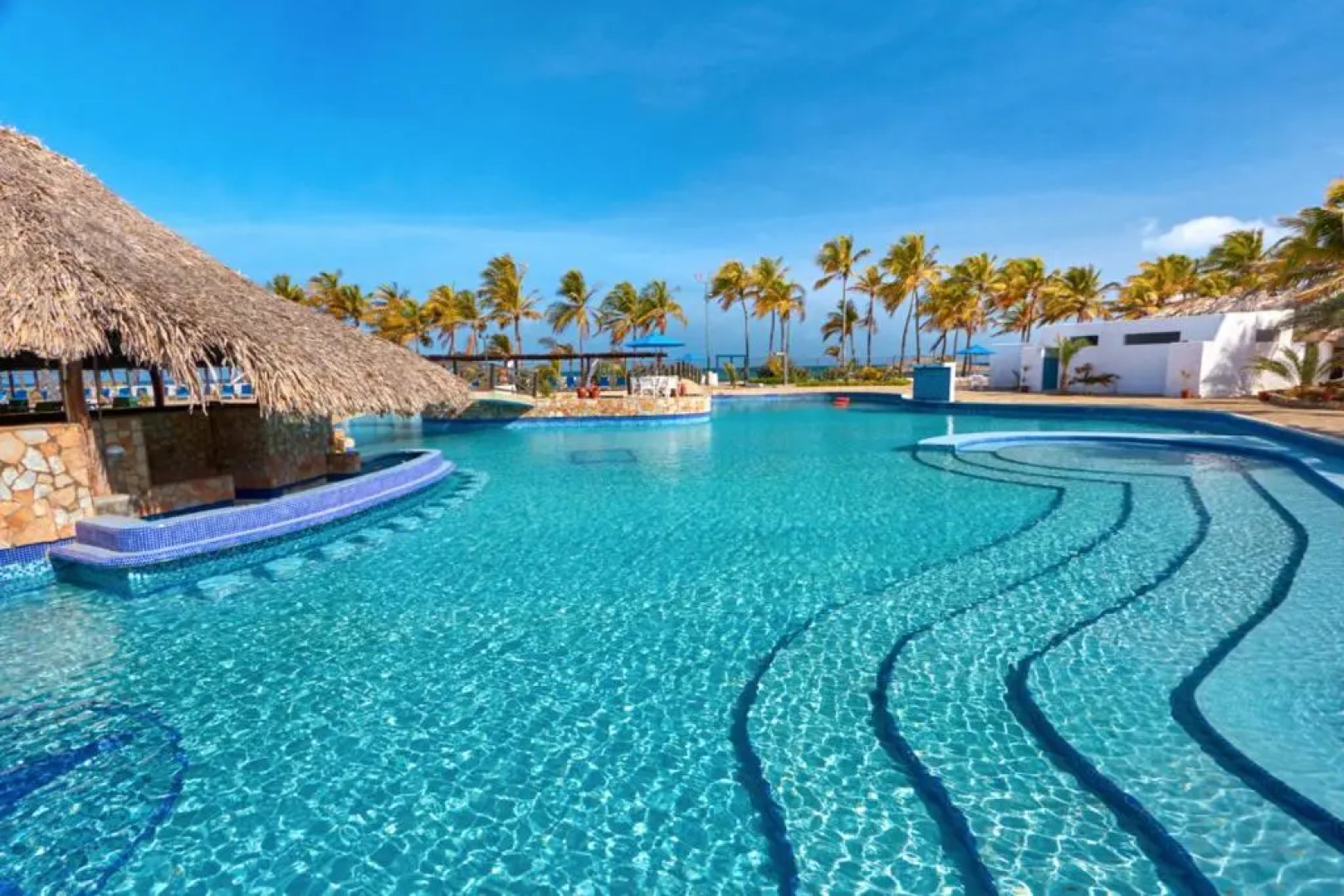 Costa Caribe Beach Hotel & Resort