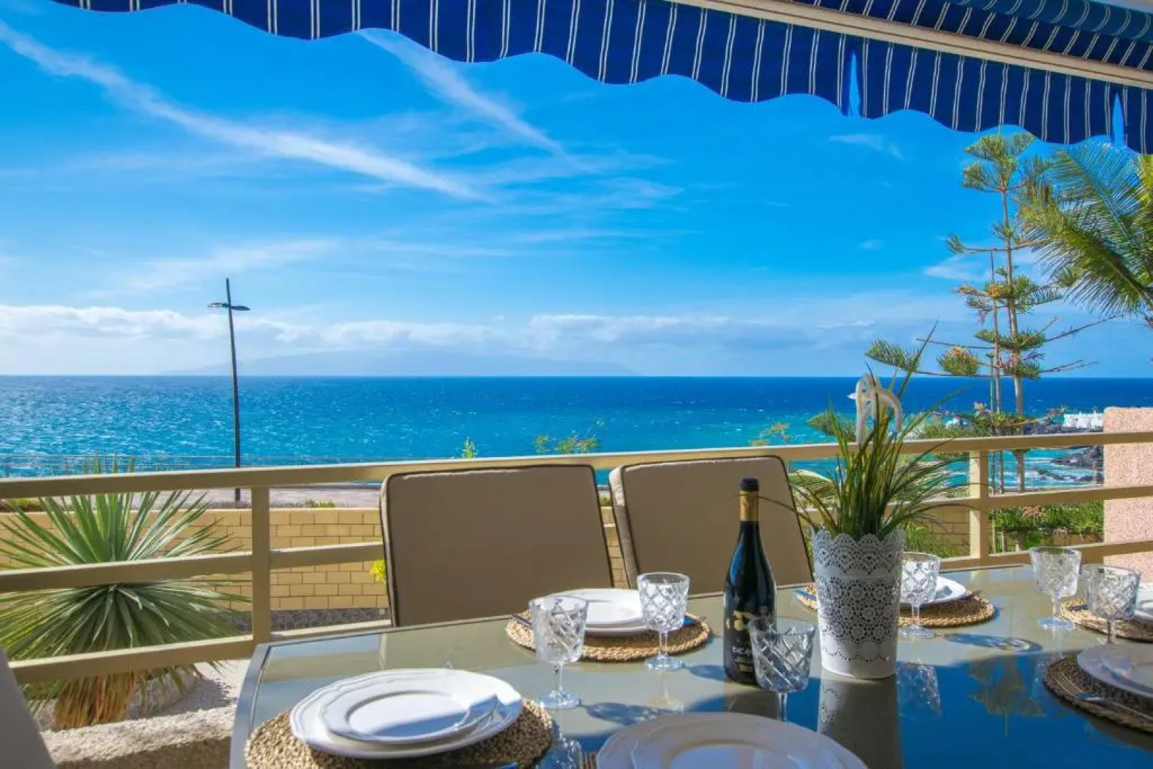 Modern Oceanview Apt 5min to Beach by DreamHomesTenerife